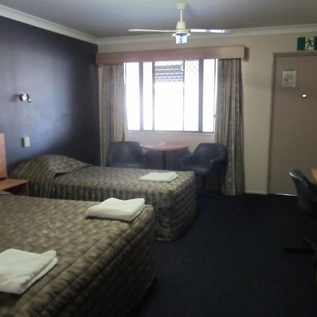 Sunpalms Motel 록햄프턴 객실 사진